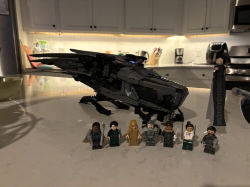 LEGO Icons Dune Atreides Royal Ornithopter 10327 Building Set for Adults, Collectible Sci-Fi Display Model with 8 Minifigures, Gift Idea for Dune Movie Fans photo review