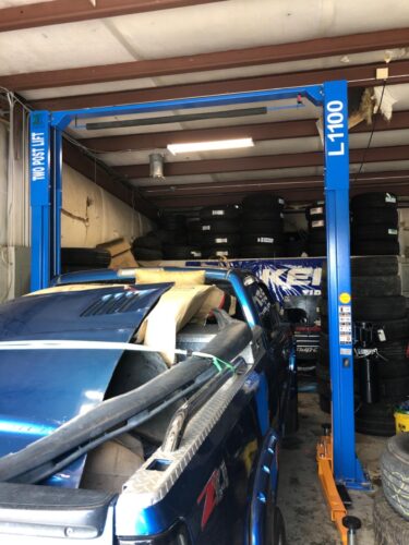 XK L1000 2-Post Car Lift – 10,000 lbs / 4,536 kg Capacity, 220V Auto Hydraulic Truck Hoist with 3-Year Parts Warranty photo review