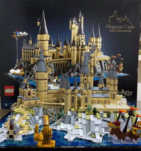 LEGO Harry Potter Hogwarts Castle and Grounds Set 76419 – Collectible Display Model Kit for Adults with 2,660 Pieces – Iconic Wizarding World Gift with Architect Minifigure photo review