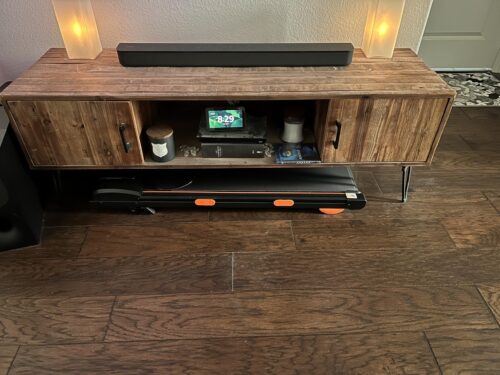 EVKRUN Under-Desk Walking Pad Treadmill – 0.6–12.5 km/h, 12 % Manual Incline, 300 lb (136 kg) Capacity, Large LED Screen, App & Remote Control (Foldable) photo review