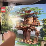 LEGO Ideas Tree House 21318 – Collectible Model Building Set for Adults & Teens, 3 Cabins with Interchangeable Leaves, Includes Minifigures, Nature Accessories & Bird Figure, 3036 Pieces photo review
