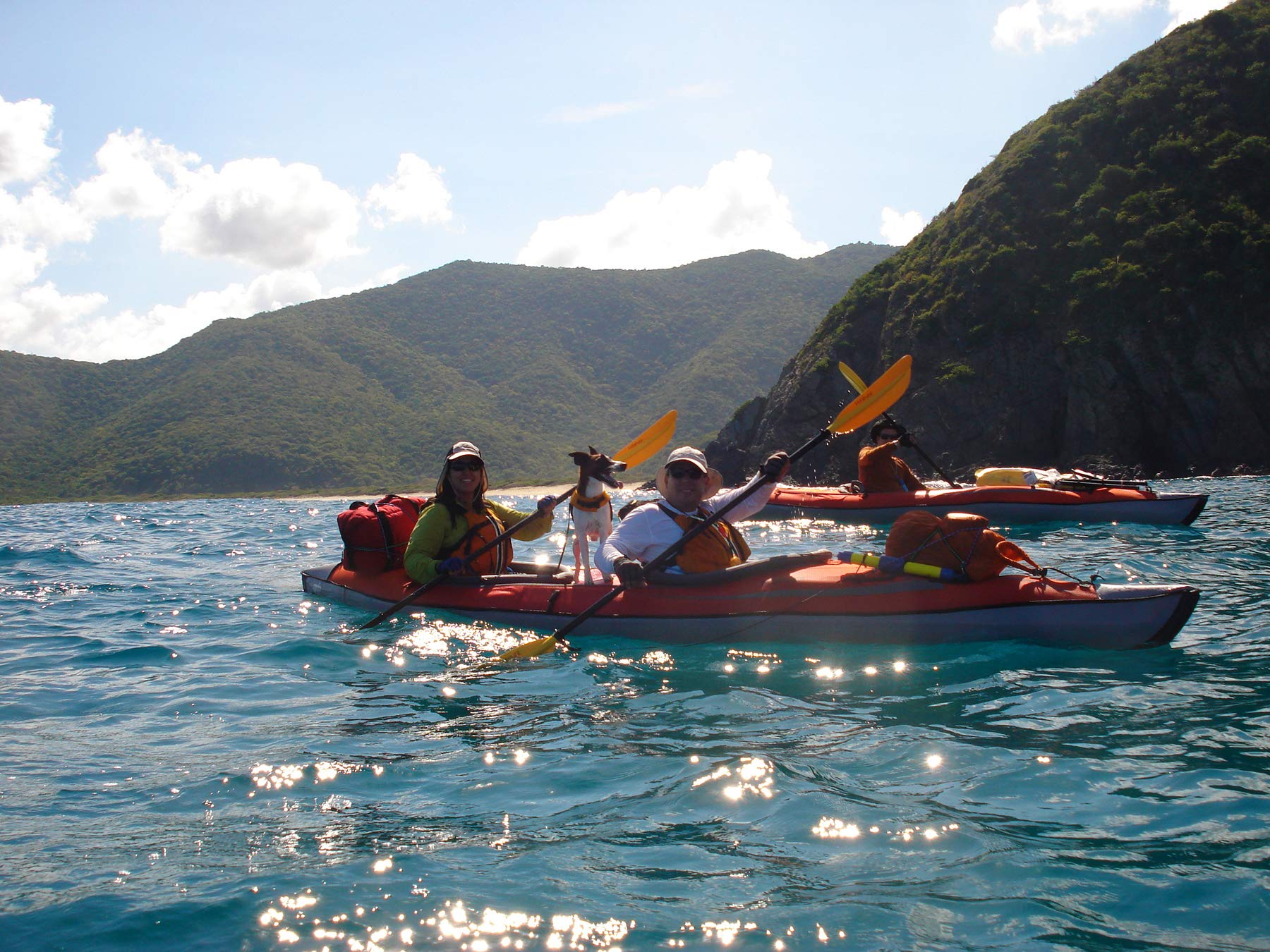 Advanced Elements AdvancedFrame® Convertible Elite 15′ Inflatable Kayak – Solo/Tandem, Rib-Frame & Drop-Stitch Performance - Image 9