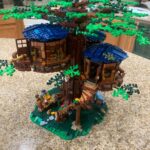 LEGO Ideas Tree House 21318 – Collectible Model Building Set for Adults & Teens, 3 Cabins with Interchangeable Leaves, Includes Minifigures, Nature Accessories & Bird Figure, 3036 Pieces photo review