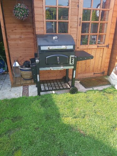 VonHaus XL Charcoal BBQ Grill & Smoker – Portable Barbecue with Warming Rack, Side Shelves, Wheels, Temperature Gauge – Outdoor Cooking for Meat, Fish & Veg photo review
